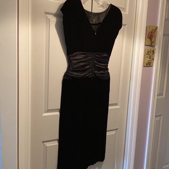 Vintage, 80s Act I velvet and satin gown, NWOT - Picture 4 of 9